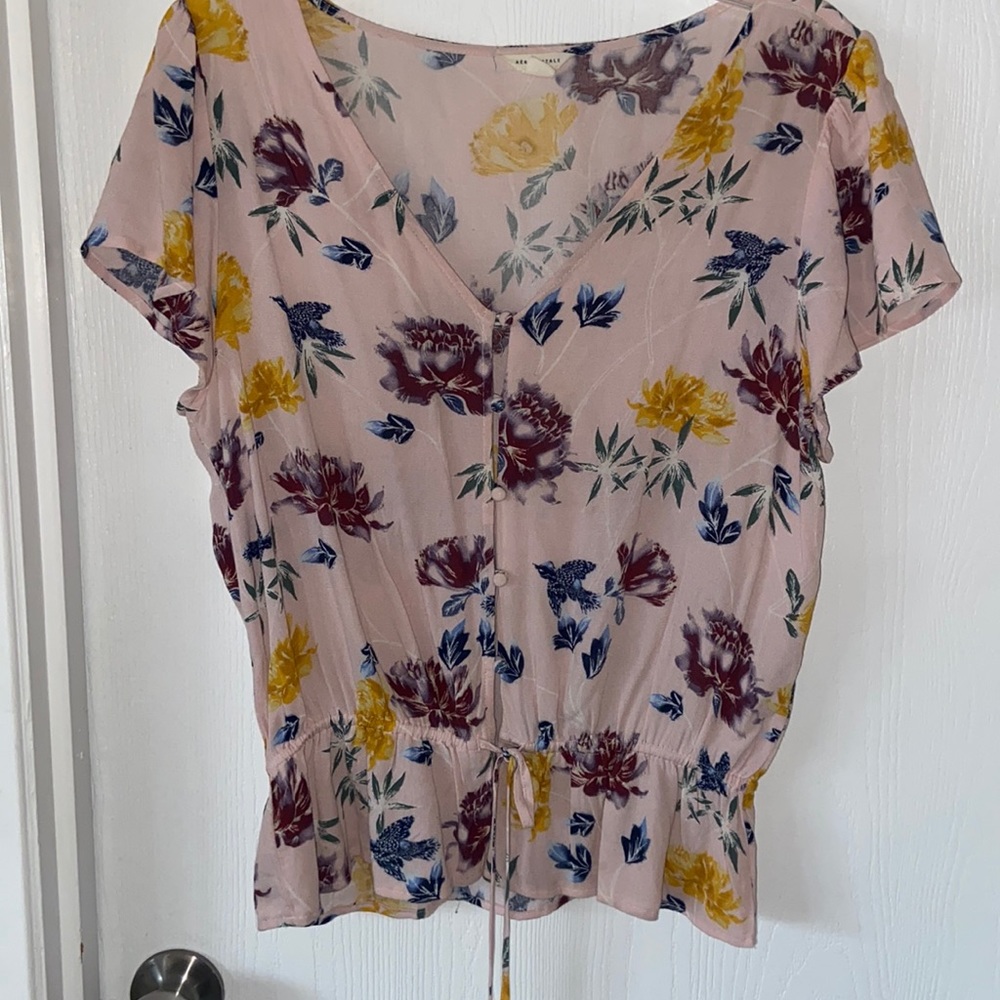Floral blouse Aeropostale size medium